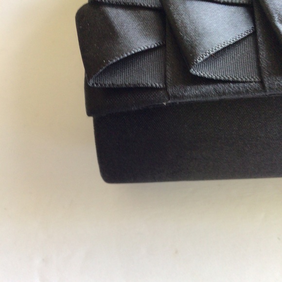 JESSICA MCCLINTOCK BLACK SATIN RIBBON CLUTCH BAG - Picture 13 of 15